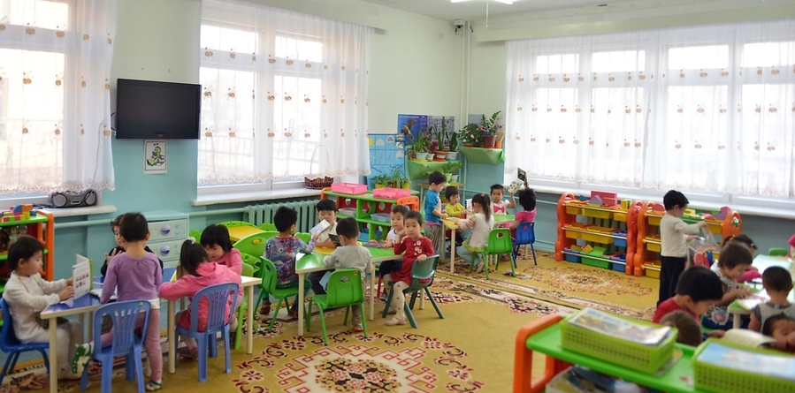 Нийслэлд үйл ажиллагаа явуулах 25 цэцэрлэгт тусгай зөвшөөрөл олголоо