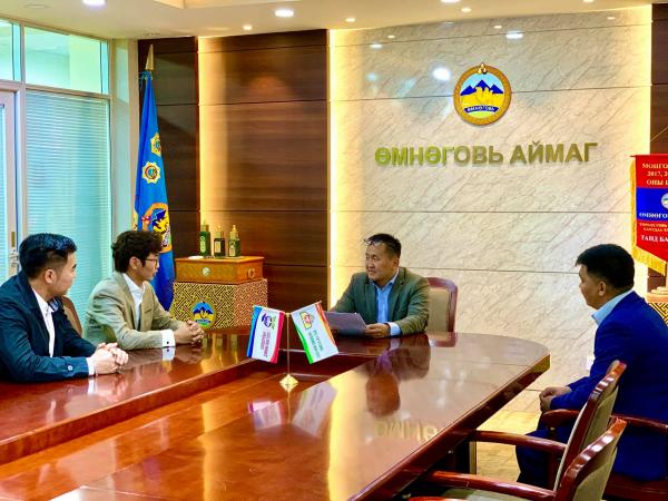 "Дайчин" таеквондогийн холбооны залуусыг хүлээн авч уулзав