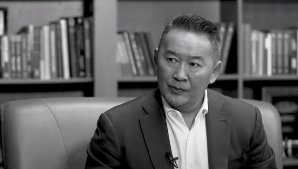 Ерөнхийлөгч Х.Баттулга Сү.Батболдыг гүтгэсээр бууж байна