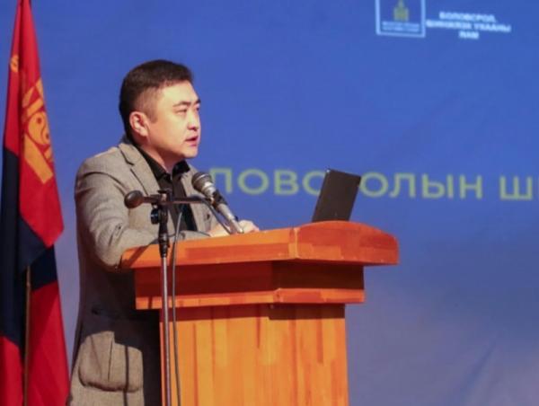 БШУЯ: Төсвөө зарцуулах эрхийг нь цэцэрлэг, сургуулийн удирдлага, багш нарт олгож байна