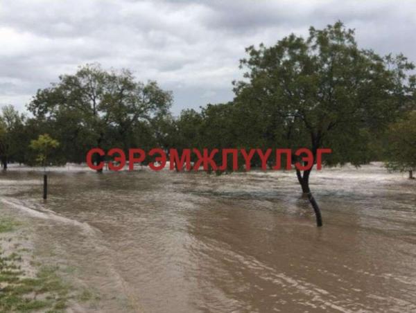 Голуудын усны түвшин 10-45 см нэмэгдсэн байна