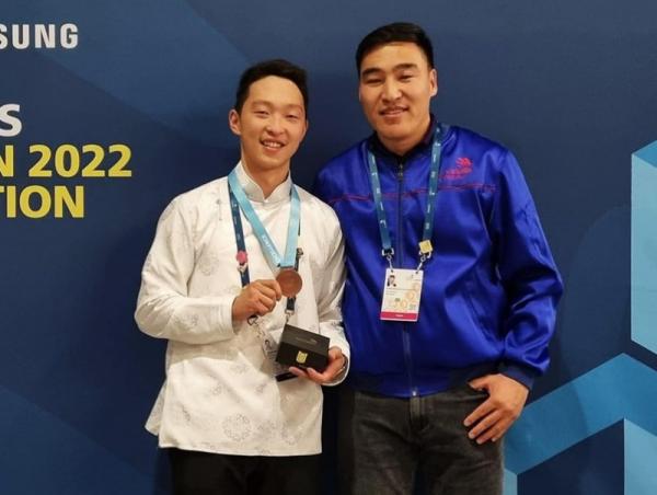 О.Наранбаатар “Medal Of Excellence” шагнал хүртлээ