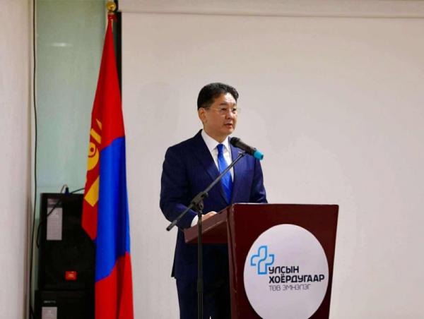 Улсын хоёрдугаар төв эмнэлэг ирэх оноос амьд донороос бөөр шилжүүлэн суулгана