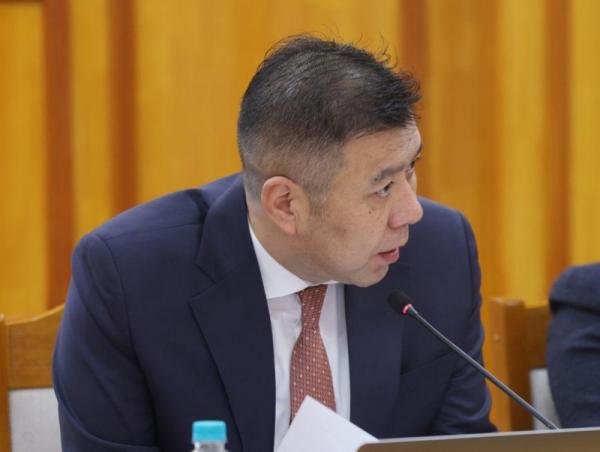 Хуулийн хязгаараас давсан 1000 журмыг хүчингүй болгоно