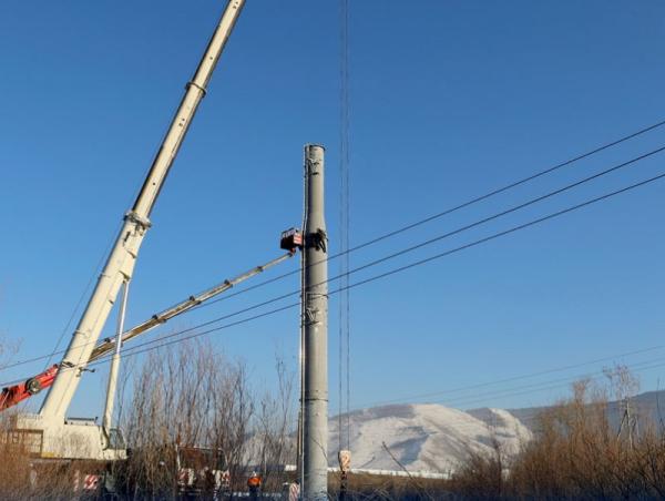 Энэ онд дүүжин замын тээврийн 18 тулгуур баганыг суурилууллаа