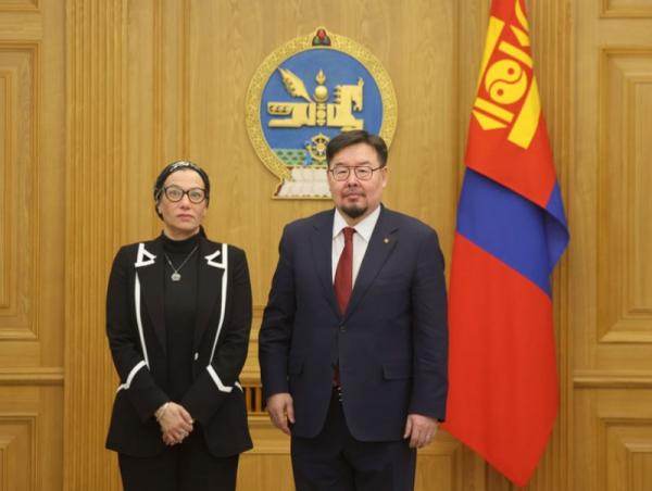 Ерөнхий сайд Г.Занданшатар Цөлжилттэй тэмцэх тухай НҮБ-ын конвенцын Гүйцэтгэх нарийн бичгийн дарга Ясмин Фоуадтай уулзав