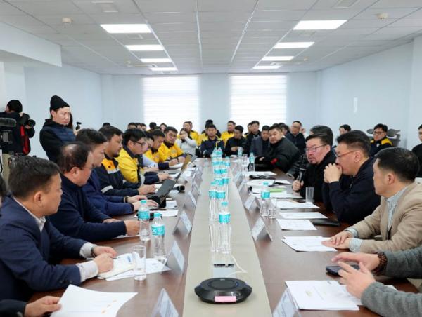 &ldquo;Эрдэнэс Тавантолгой&rdquo;-н уурхайд баяжуулах үйлдвэрийн тэжээлийн нүүрс тээврийн конвейер, бутлуурын систем, авто ачилтын байгууламж ашиглалтад орлоо