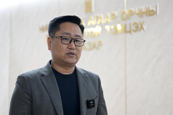 Д.Мөнхбаатар: Ирэх сарын 1-нээс &ldquo;Сайн&rdquo; карт ашиглахыг зогсоож, түлш худалдан авахад Хотула аппликейшн ашиглана