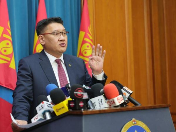 Б.Жавхлан: Засгийн газар 500 сая ам.долларын бонд арилжаалж, 51.7 тэрбум төгрөгийн хүүгийн зардлыг хэмнэлээ