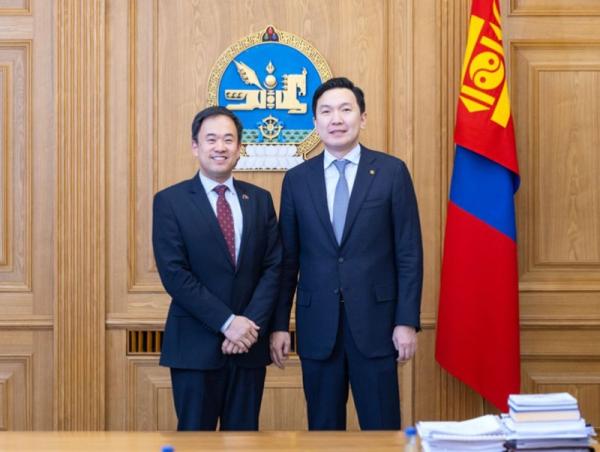 Монгол Улс Австрали Улстай худалдаа, хөрөнгө оруулалт, хөдөө аж ахуй, боловсрол зэрэг салбарт хамтын ажиллагаагаа өргөжүүлэхэд анхаарч байна