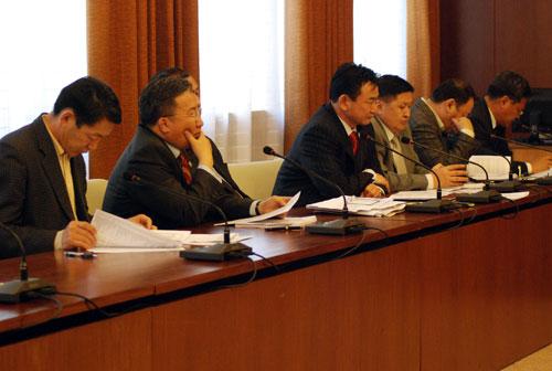 Нийгмийн хамгийн доод давхрагад олгох суурь тэтгэврийг улсын төсвөөс санхүүжүүлнэ