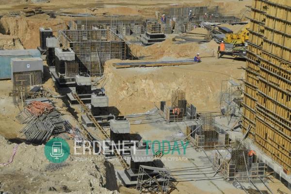 Тоног төхөөрөмжийн суурийн цутгалт ид явагдаж байна