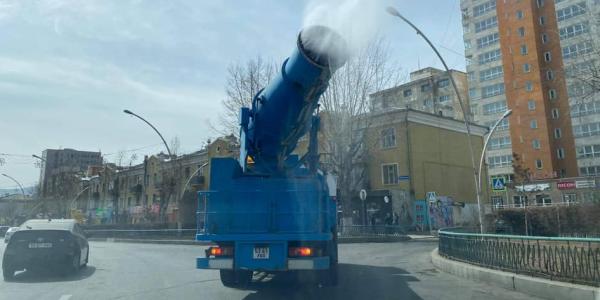Халдварын голомт бүхий байршлуудад халдваргүйтгэл хийж байна