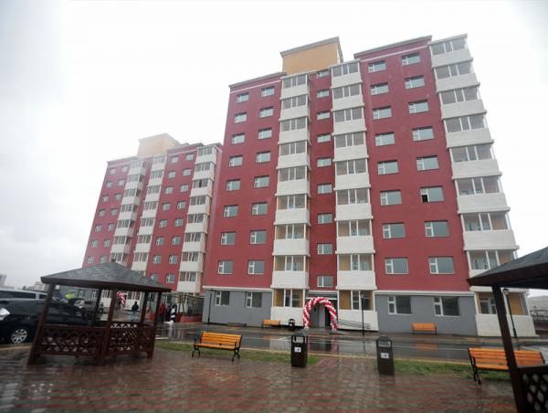 Баянхошуу дэд төвд 126 айлын түр суурьшуулах орон сууцыг ашиглалтад орууллаа