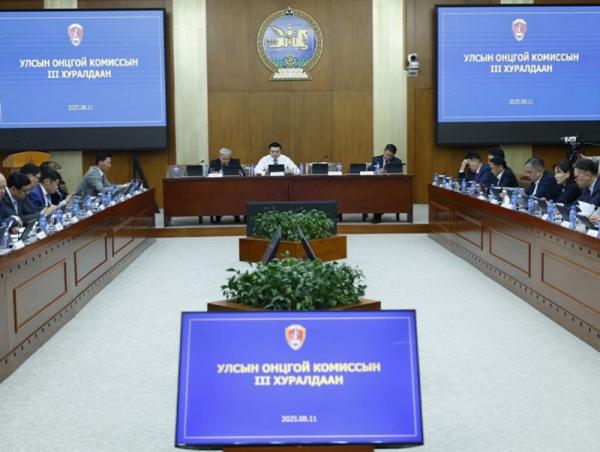 Байгалийн хадлан, бэлчээрийн ногоон өвс хадаж экспортод гаргахыг хориглов