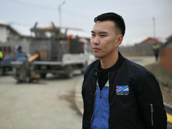 Д.Тайван: СХД-ийн 129 дүгээр сургууль орчмын авто замын ажил ирэх сард дуусна