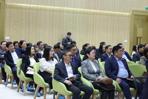 &ldquo;Төрийн үйлчилгээний сэтгэл ханамж, тулгарч буй хүндрэл&rdquo; сэдэвт хэлэлцүүлэг боллоо