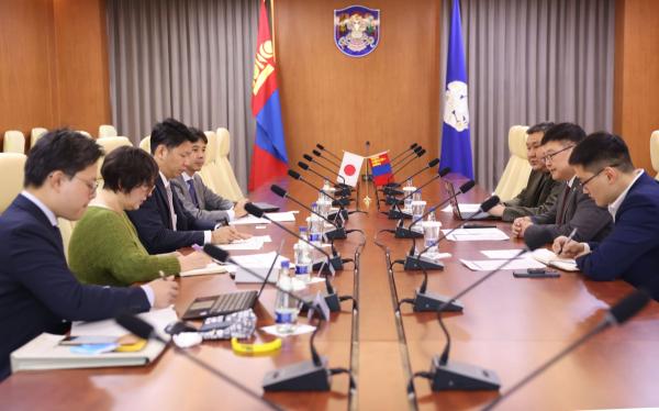 &ldquo;Ухаалаг хот&rdquo;-ыг хөгжүүлэхэд Япон улстай хамтран ажиллана