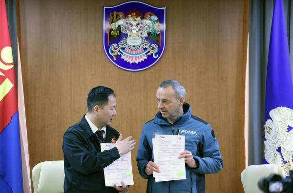 Дүүжин замын тээвэр төслийн нэмэлт гэрээг үзэглэлээ