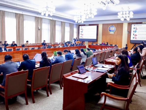 Орон сууцны захиалгаар хохирсон иргэдийн асуудлаар УИХ-ын ажлын хэсэг байгууллаа