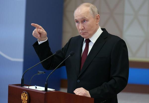 Путин гадаадад гарч, ял шийтгэлээс зайлсхийсэн иргэдийн хөрөнгийг битүүмжлэх хуульд гарын үсэг зуржээ